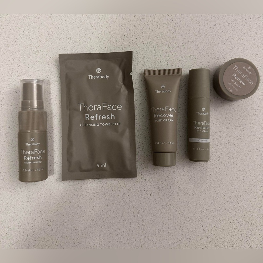 United airlines amenity kits - therabody - Picture 5 of 9